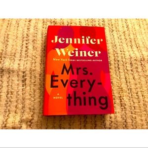 ‼️PRE-OWNED‼️ Best Selling Hardcover Book 📕